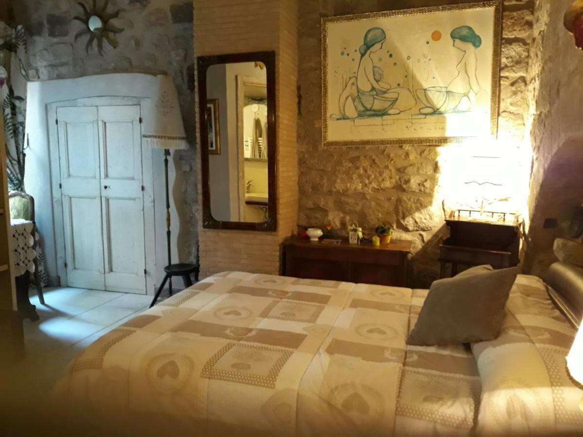 La Tana Del Bruco Guest House Витербо Екстериор снимка